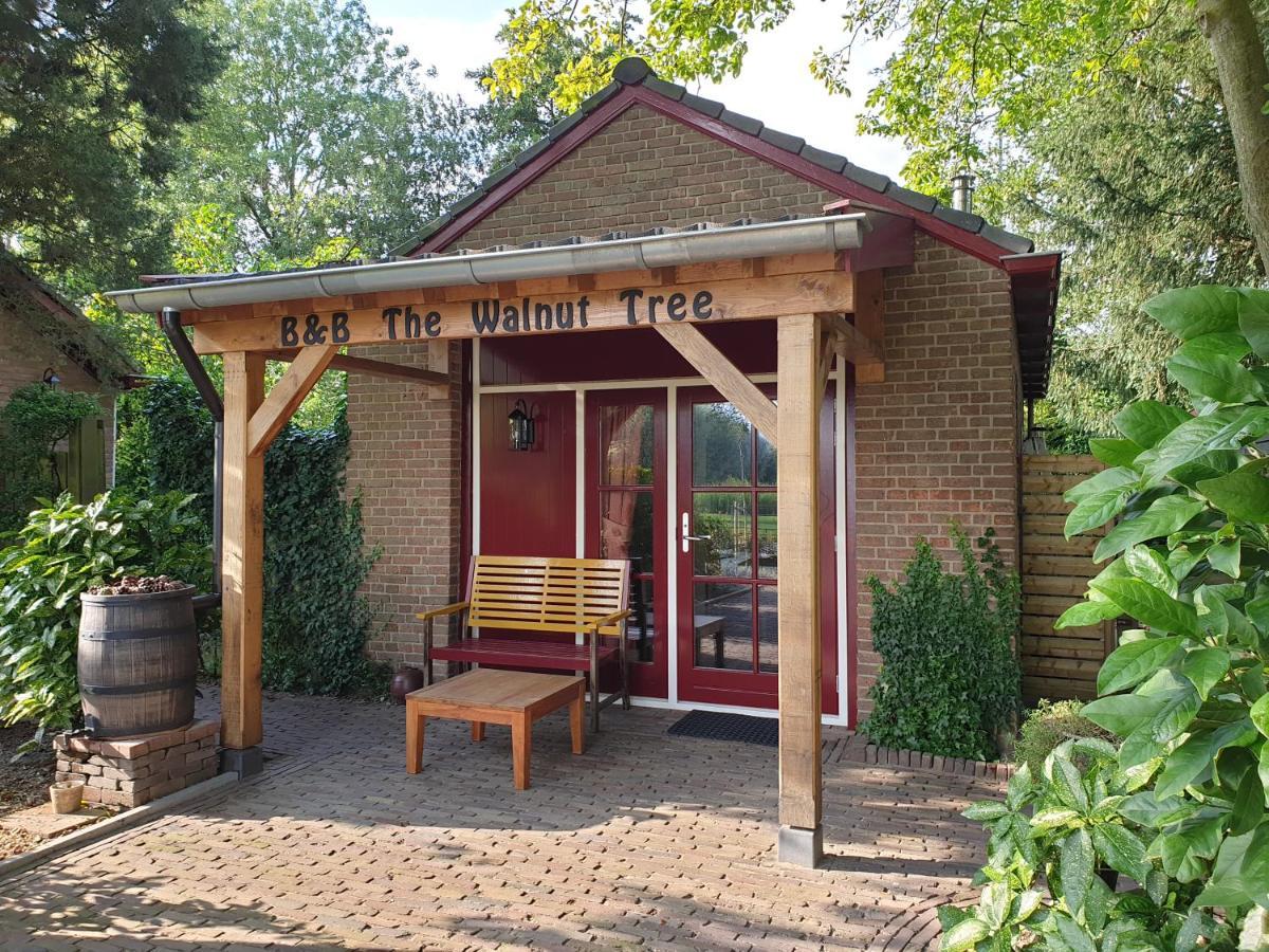 Bed and Breakfast The Walnut Tree Hellevoetsluis Zewnętrze zdjęcie