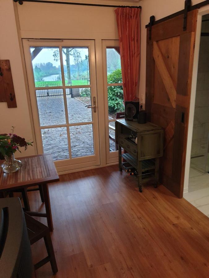 Bed and Breakfast The Walnut Tree Hellevoetsluis Zewnętrze zdjęcie