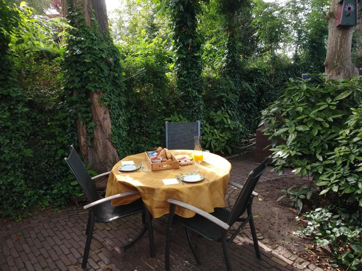 Bed and Breakfast The Walnut Tree Hellevoetsluis Zewnętrze zdjęcie